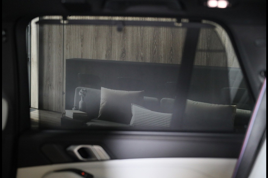 BMW X5 XDrive50e M Line / Head Up / Memory / Leder / HK / Open Pano / 360 Camera / Dode Hoek / Luchtvering / 22 Inch