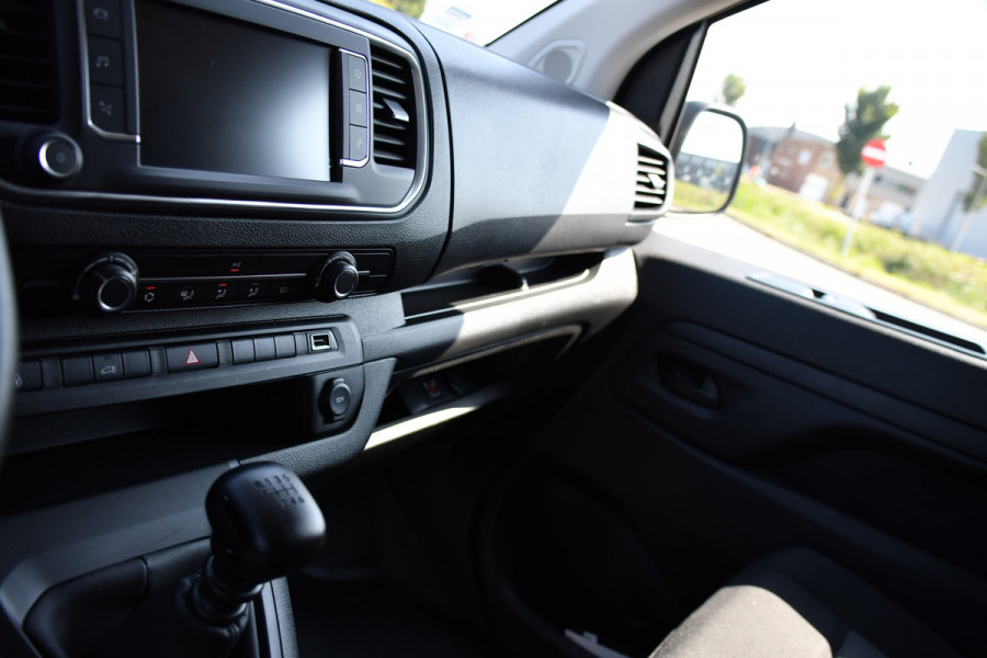 Peugeot Expert 2.0 BlueHDI 145 L3 PB Edition Camera, Cruise, Carplay, 145pk, Trekhaak, Sensoren, Multimedia, Uniek!