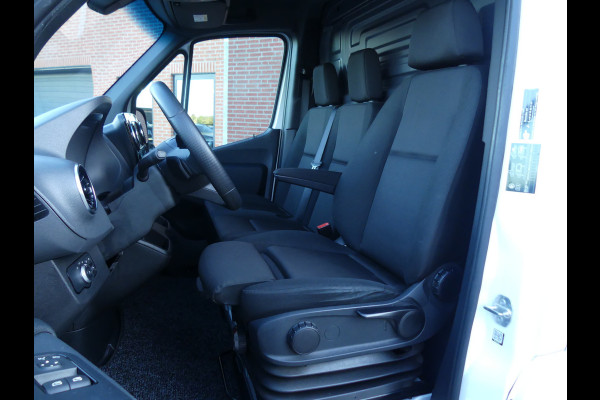 Mercedes-Benz Sprinter 317 CDI Nieuw model Navigatie/Camera/Geveerde stoel