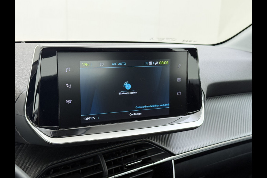 Peugeot e-208 EV 5Drs 50kWh All-Season Banden Navi Apple Carplay Android Auto Ecc Cruise Control Active SOH 87% Bluetooth Regen-Lichtsensor DAB Led Isofix 1e Eigenaar Origineel Nederlandse Auto