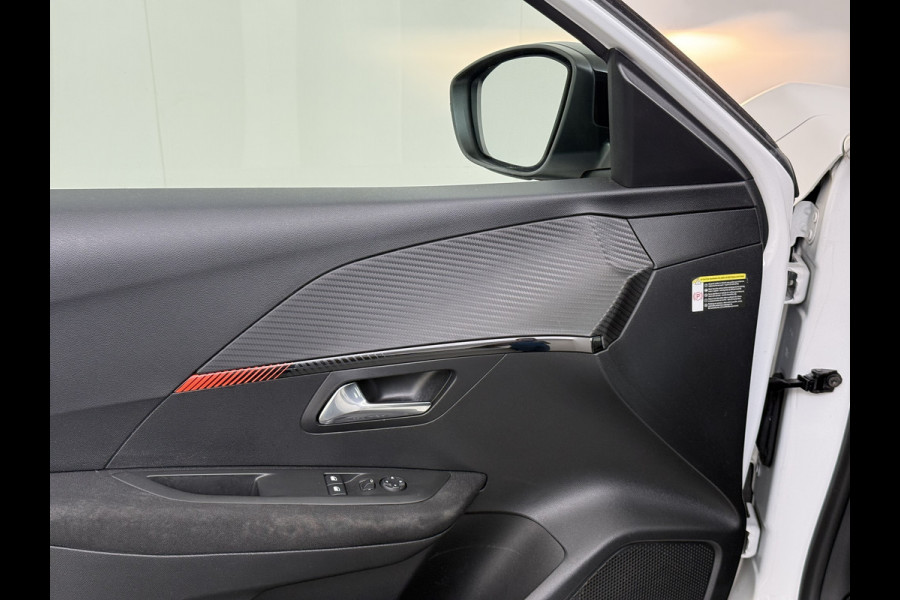 Peugeot e-208 EV 5Drs 50kWh All-Season Banden Navi Apple Carplay Android Auto Ecc Cruise Control Active SOH 87% Bluetooth Regen-Lichtsensor DAB Led Isofix 1e Eigenaar Origineel Nederlandse Auto