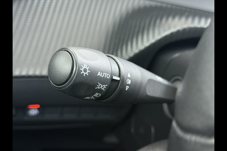 Peugeot e-208 EV 5Drs 50kWh All-Season Banden Navi Apple Carplay Android Auto Ecc Cruise Control Active SOH 87% Bluetooth Regen-Lichtsensor DAB Led Isofix 1e Eigenaar Origineel Nederlandse Auto