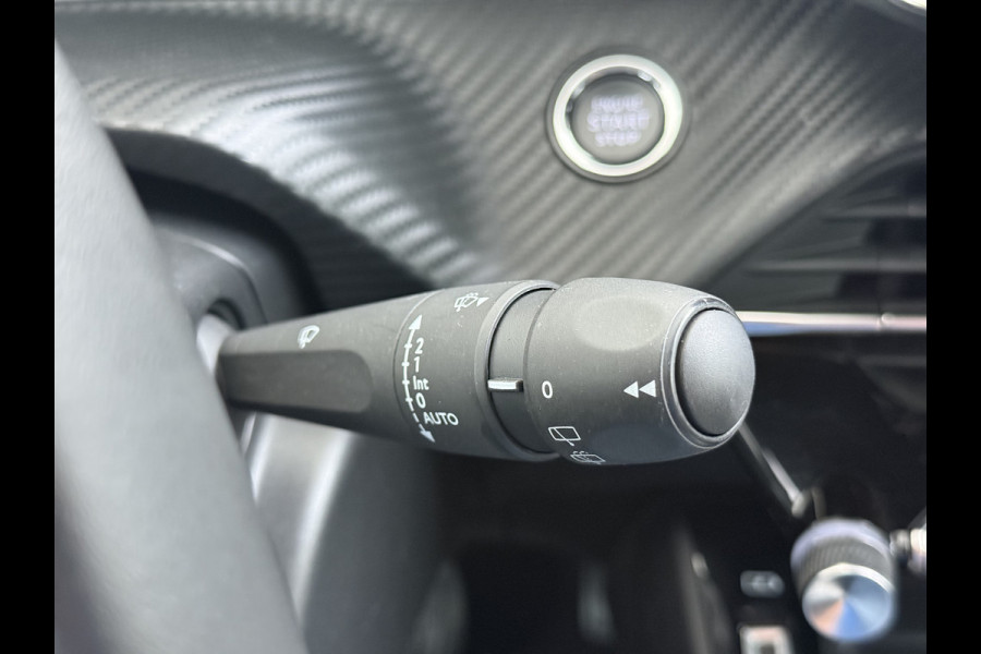 Peugeot e-208 EV 5Drs 50kWh All-Season Banden Navi Apple Carplay Android Auto Ecc Cruise Control Active SOH 87% Bluetooth Regen-Lichtsensor DAB Led Isofix 1e Eigenaar Origineel Nederlandse Auto