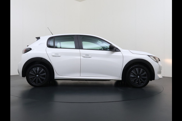 Peugeot e-208 EV 5Drs 50kWh All-Season Banden Navi Apple Carplay Android Auto Ecc Cruise Control Active SOH 87% Bluetooth Regen-Lichtsensor DAB Led Isofix 1e Eigenaar Origineel Nederlandse Auto
