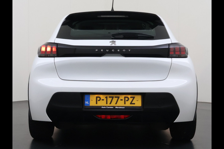 Peugeot e-208 EV 5Drs 50kWh All-Season Banden Navi Apple Carplay Android Auto Ecc Cruise Control Active SOH 87% Bluetooth Regen-Lichtsensor DAB Led Isofix 1e Eigenaar Origineel Nederlandse Auto