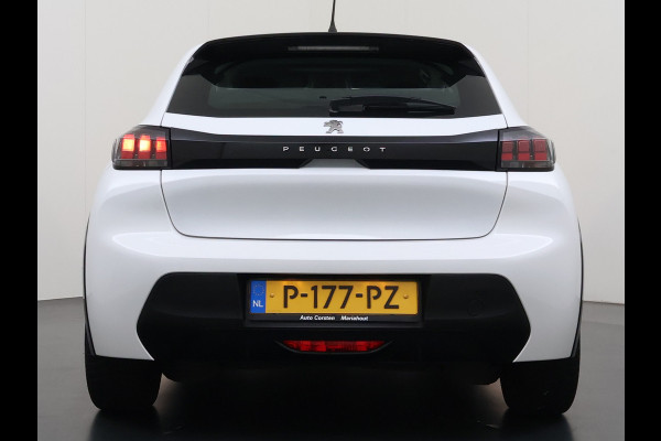 Peugeot e-208 EV 5Drs 50kWh All-Season Banden Navi Apple Carplay Android Auto Ecc Cruise Control Active SOH 87% Bluetooth Regen-Lichtsensor DAB Led Isofix 1e Eigenaar Origineel Nederlandse Auto