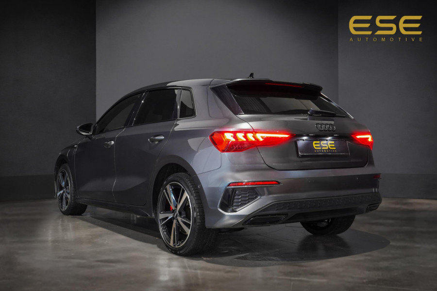 Audi A3 Sportback 45 TFSI e S edition | Panorama | Matrix | Keyles