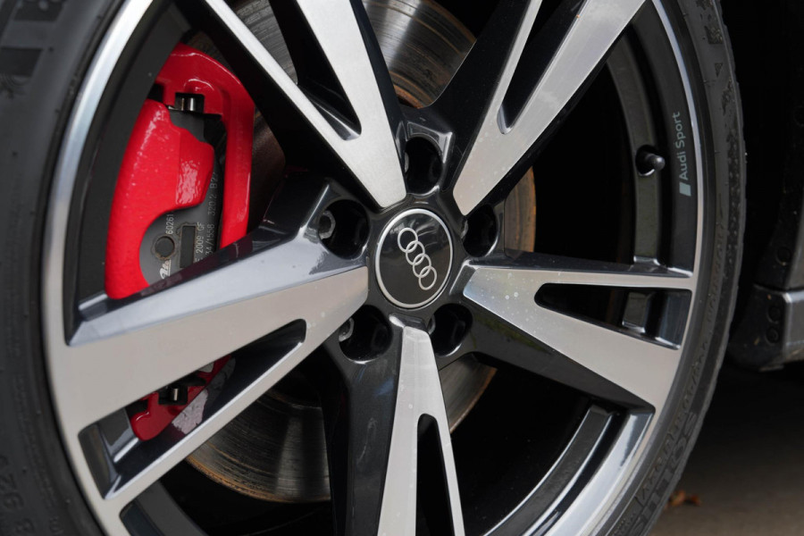 Audi A3 Sportback 45 TFSI e S edition | Panorama | Matrix | Keyles