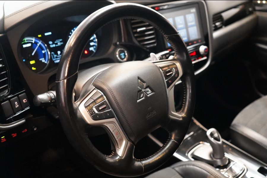 Mitsubishi Outlander 2.4 PHEV Intense+ Panorama|CarPlay|4WD|Elektrische achterklep