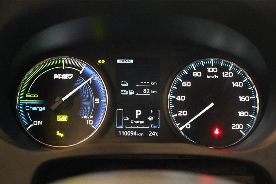 Mitsubishi Outlander 2.4 PHEV Intense+ Panorama|CarPlay|4WD|Elektrische achterklep