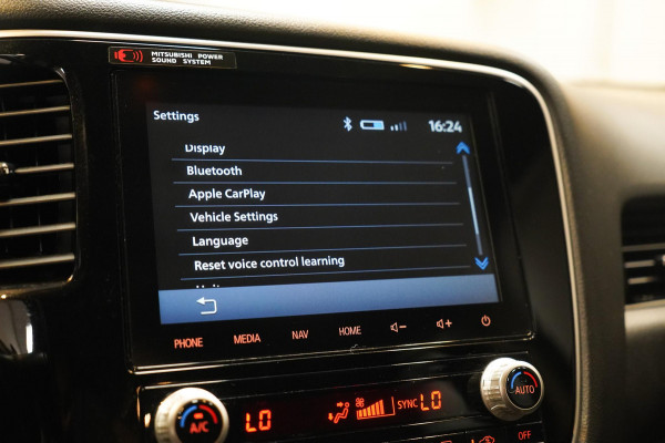 Mitsubishi Outlander 2.4 PHEV Intense+ Panorama|CarPlay|4WD|Elektrische achterklep