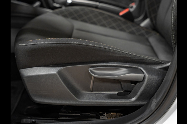 Škoda Kamiq 1.0 TSI DSG Business Edition, Apple Carplay, Android Auto, ACC, Voll Led, Camera, PDC, Volledig Onderhouden