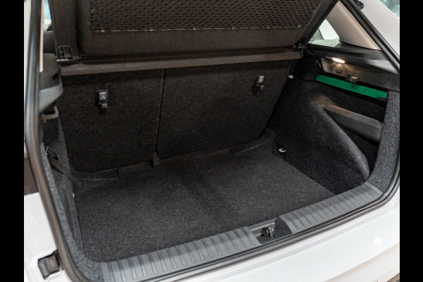 Škoda Kamiq 1.0 TSI DSG Business Edition, Apple Carplay, Android Auto, ACC, Voll Led, Camera, PDC, Volledig Onderhouden