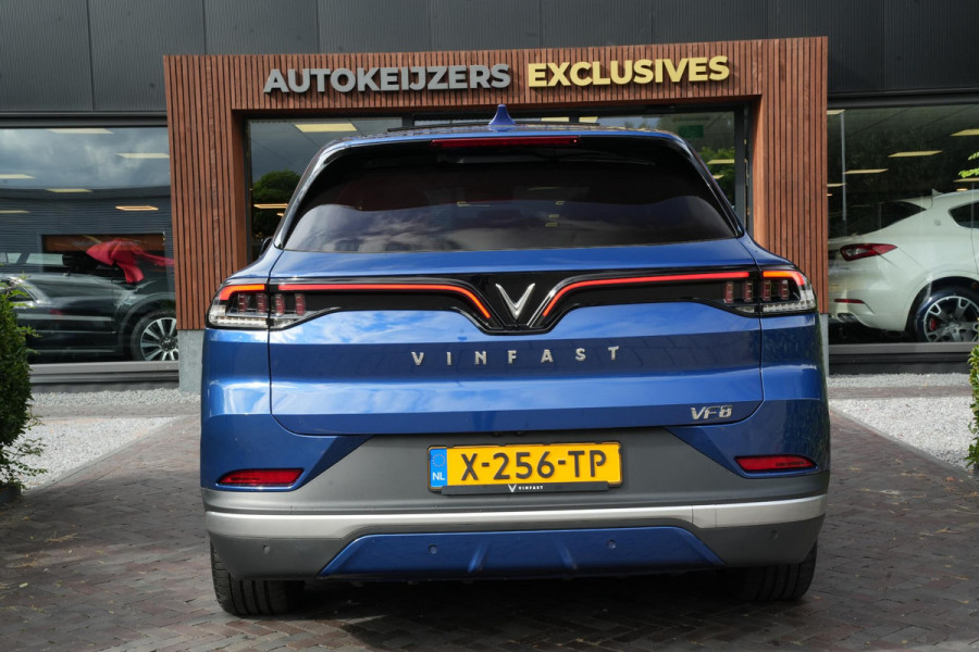 VinFast VF8 Plus 87.7 kWh Apple carplay Cruise control adaptief DAB Mistlampen voor Bots waarschuwing Stuurwielverw.