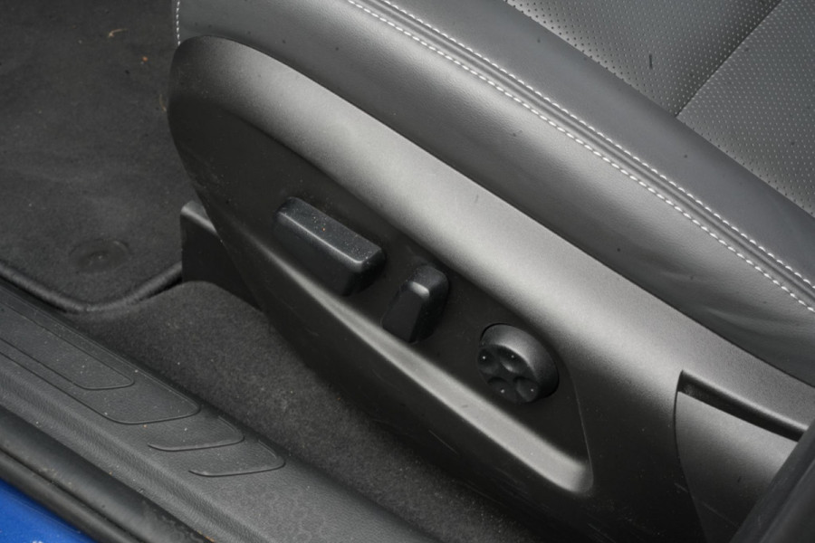 VinFast VF8 Plus 87.7 kWh Apple carplay Cruise control adaptief DAB Mistlampen voor Bots waarschuwing Stuurwielverw.