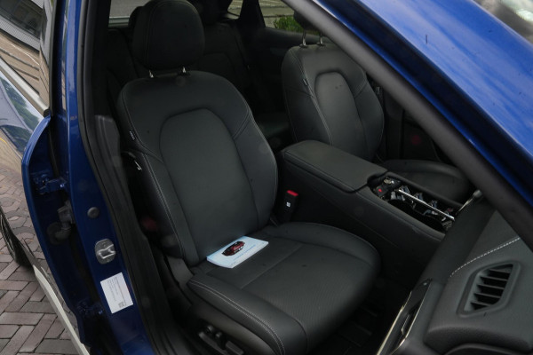 VinFast VF8 Plus 87.7 kWh Apple carplay Cruise control adaptief DAB Mistlampen voor Bots waarschuwing Stuurwielverw.