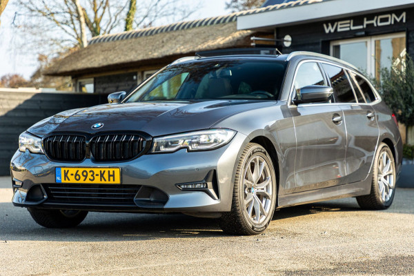 BMW 3 Serie Touring 318i High Executive Edition I NAP I Panoramadak I 1e Eigenaar I Zeer netjes I BTW