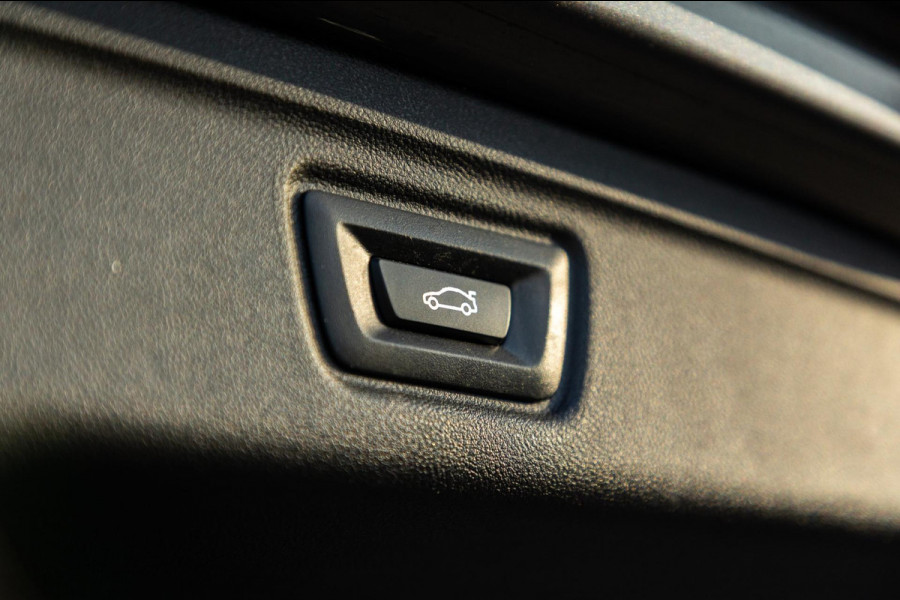 BMW 3 Serie Touring 318i High Executive Edition I NAP I Panoramadak I 1e Eigenaar I Zeer netjes I BTW