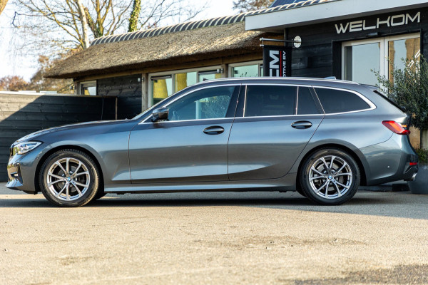 BMW 3 Serie Touring 318i High Executive Edition I NAP I Panoramadak I 1e Eigenaar I Zeer netjes I BTW