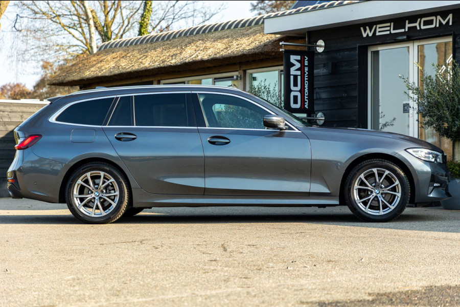 BMW 3 Serie Touring 318i High Executive Edition I NAP I Panoramadak I 1e Eigenaar I Zeer netjes I BTW