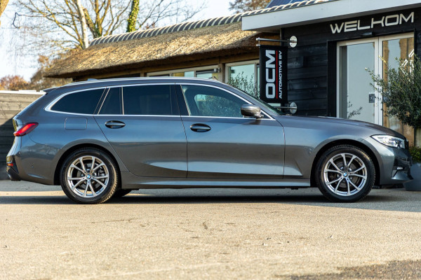 BMW 3 Serie Touring 318i High Executive Edition I NAP I Panoramadak I 1e Eigenaar I Zeer netjes I BTW