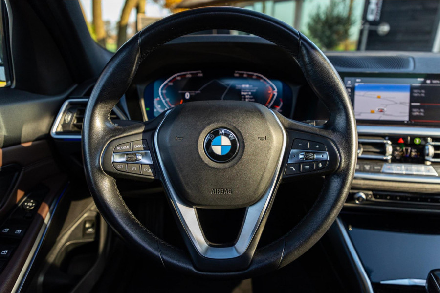 BMW 3 Serie Touring 318i High Executive Edition I NAP I Panoramadak I 1e Eigenaar I Zeer netjes I BTW