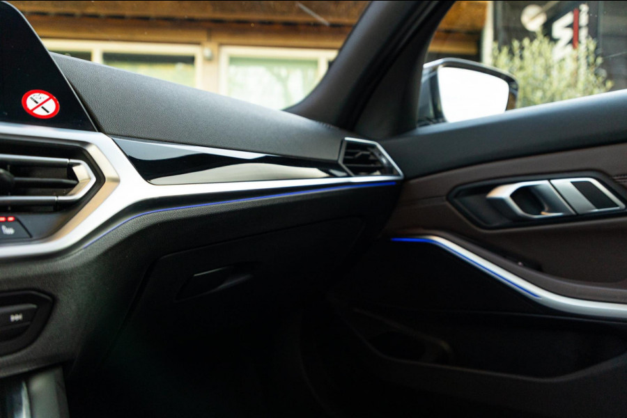 BMW 3 Serie Touring 318i High Executive Edition I NAP I Panoramadak I 1e Eigenaar I Zeer netjes I BTW