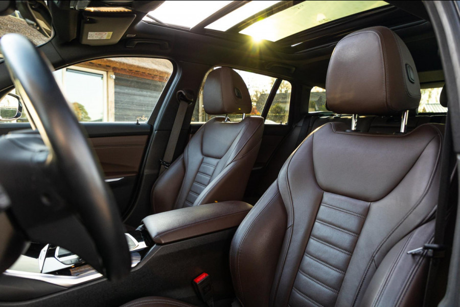 BMW 3 Serie Touring 318i High Executive Edition I NAP I Panoramadak I 1e Eigenaar I Zeer netjes I BTW