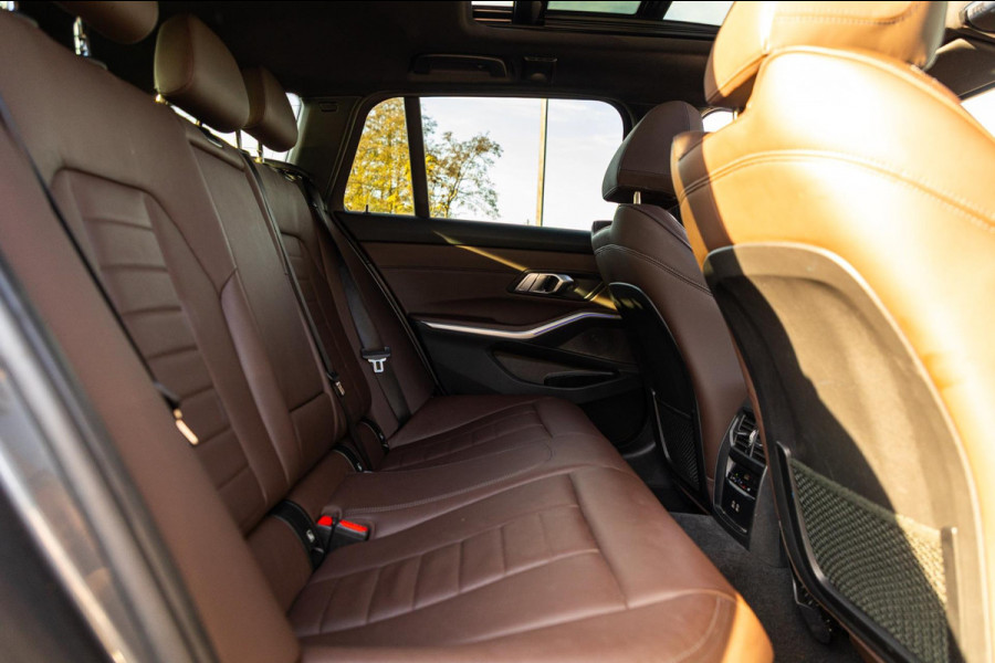 BMW 3 Serie Touring 318i High Executive Edition I NAP I Panoramadak I 1e Eigenaar I Zeer netjes I BTW