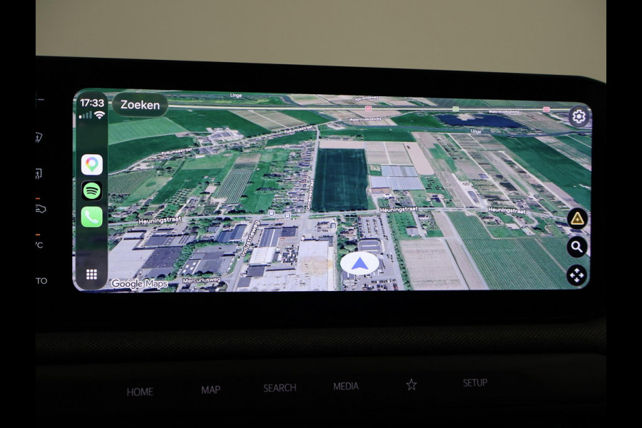 Kia EV3 Plus 58.3 kWh 204 PK + STUURVERW. | STOELVERW. | TREKHAAK | CAMERA | ADAPTIVE CRUISE