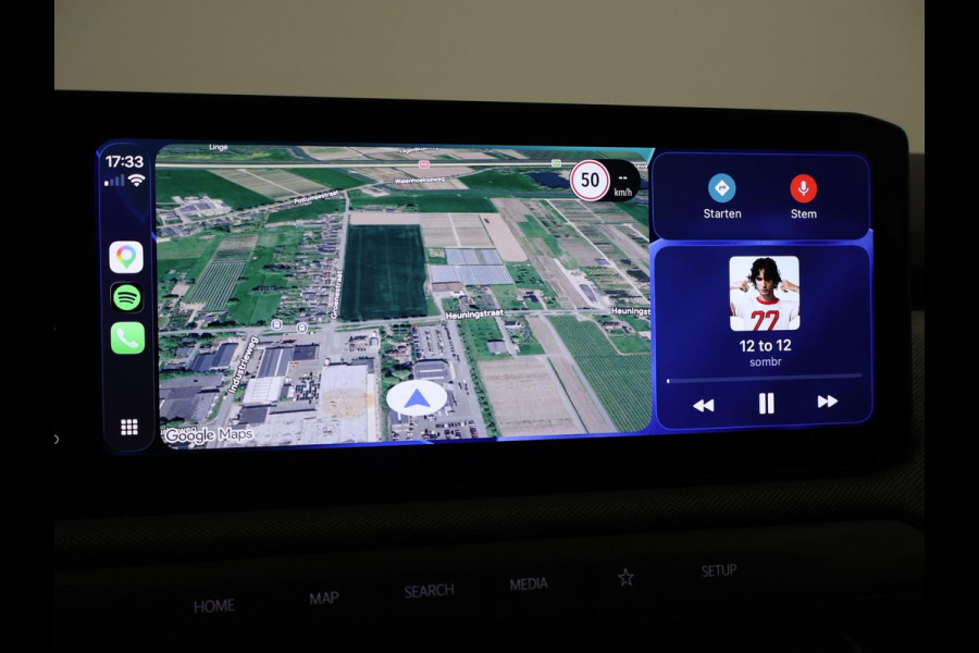 Kia EV3 Plus 58.3 kWh 204 PK + STUURVERW. | STOELVERW. | TREKHAAK | CAMERA | ADAPTIVE CRUISE