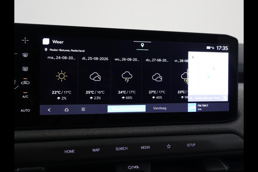 Kia EV3 Plus 58.3 kWh 204 PK + STUURVERW. | STOELVERW. | TREKHAAK | CAMERA | ADAPTIVE CRUISE