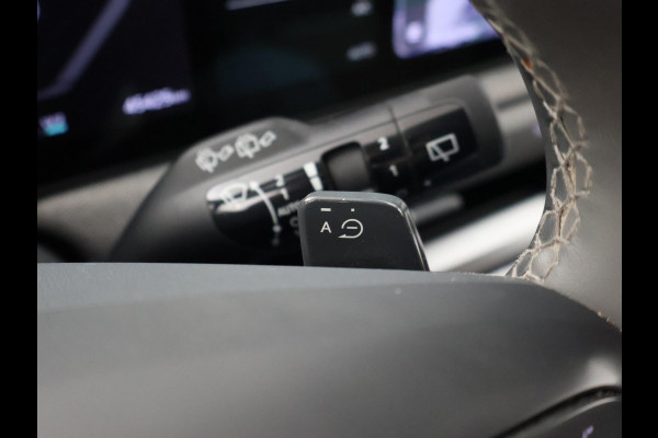 Kia EV3 Plus 58.3 kWh 204 PK + STUURVERW. | STOELVERW. | TREKHAAK | CAMERA | ADAPTIVE CRUISE