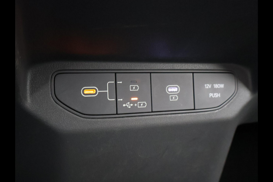 Kia EV3 Plus 58.3 kWh 204 PK + STUURVERW. | STOELVERW. | TREKHAAK | CAMERA | ADAPTIVE CRUISE
