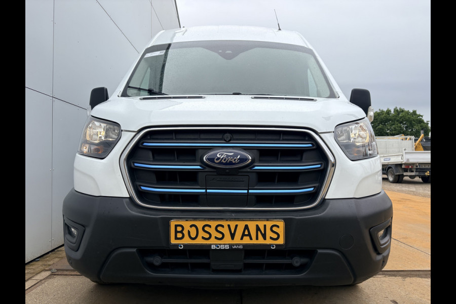 Ford E-Transit 68kWh 184PK L3H3 317km WLTP 93,8% (SOH) Snelladen Camera Cruise control Climate control Carplay Navigatie Laadkabel Parkeersensoren