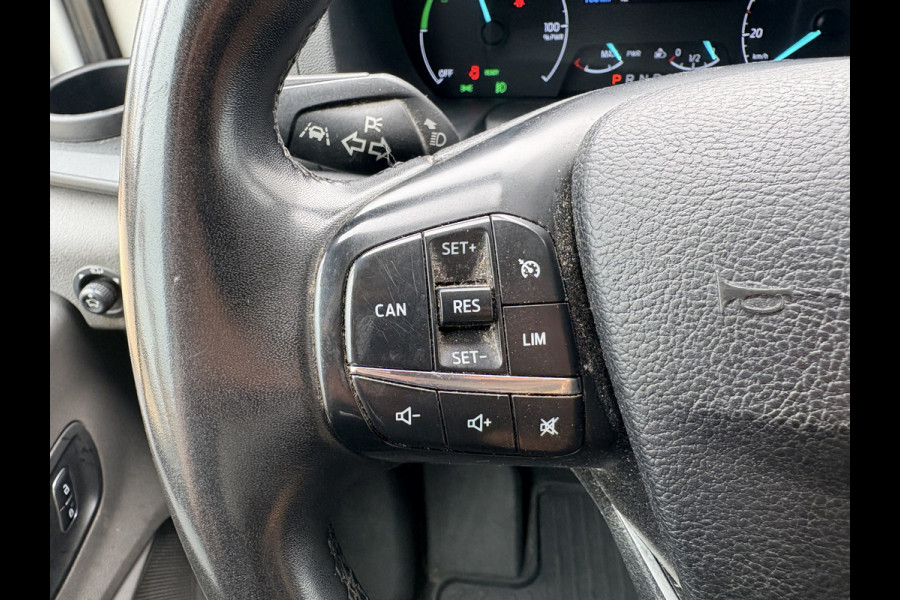 Ford E-Transit 68kWh 184PK L3H3 317km WLTP 93,8% (SOH) Snelladen Camera Cruise control Climate control Carplay Navigatie Laadkabel Parkeersensoren