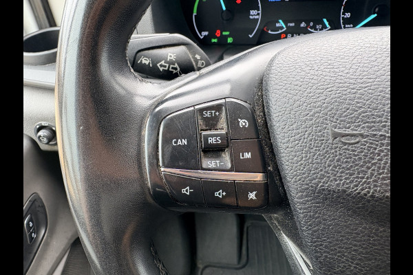 Ford E-Transit 68kWh 184PK L3H3 317km WLTP 93,8% (SOH) Snelladen Camera Cruise control Climate control Carplay Navigatie Laadkabel Parkeersensoren
