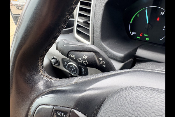 Ford E-Transit 68kWh 184PK L3H3 317km WLTP 93,8% (SOH) Snelladen Camera Cruise control Climate control Carplay Navigatie Laadkabel Parkeersensoren
