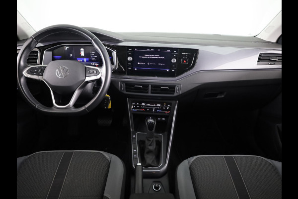 Volkswagen Polo 1.0 TSI Style 95PK DSG | Navigatie via app | Parkeersensoren voor en achter | LED koplampen | Automatische airco |
