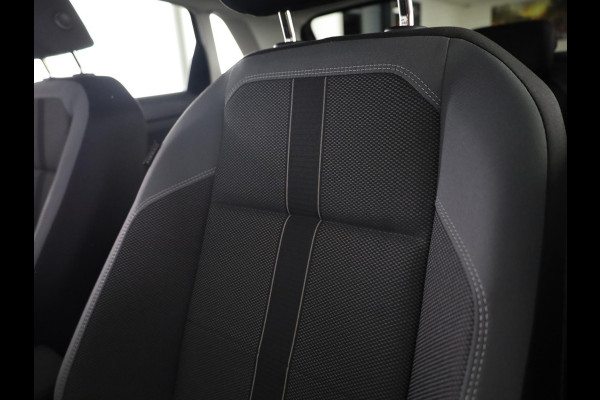 Volkswagen Polo 1.0 TSI Style 95PK DSG | Navigatie via app | Parkeersensoren voor en achter | LED koplampen | Automatische airco |