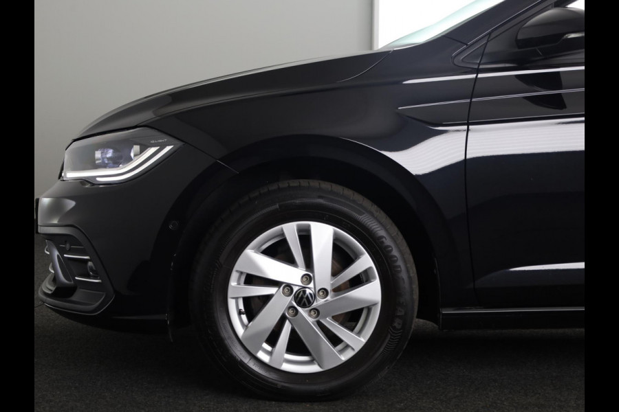 Volkswagen Polo 1.0 TSI Style 95PK DSG | Navigatie via app | Parkeersensoren voor en achter | LED koplampen | Automatische airco |
