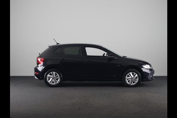 Volkswagen Polo 1.0 TSI Style 95PK DSG | Navigatie via app | Parkeersensoren voor en achter | LED koplampen | Automatische airco |