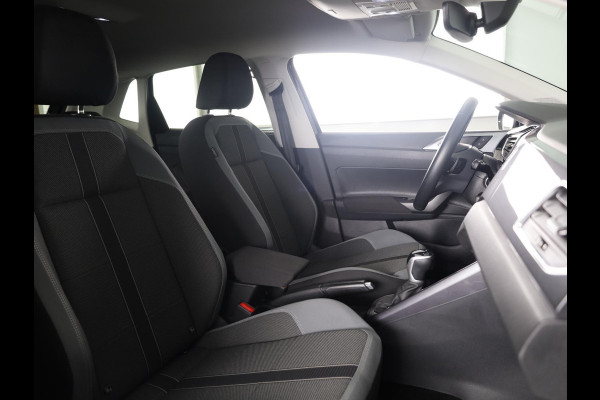 Volkswagen Polo 1.0 TSI Style 95PK DSG | Navigatie via app | Parkeersensoren voor en achter | LED koplampen | Automatische airco |