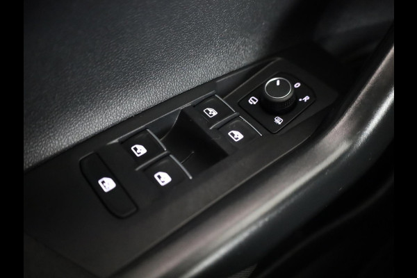Volkswagen Polo 1.0 TSI Style 95PK DSG | Navigatie via app | Parkeersensoren voor en achter | LED koplampen | Automatische airco |