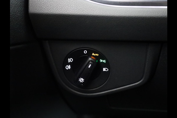 Volkswagen Polo 1.0 TSI Style 95PK DSG | Navigatie via app | Parkeersensoren voor en achter | LED koplampen | Automatische airco |