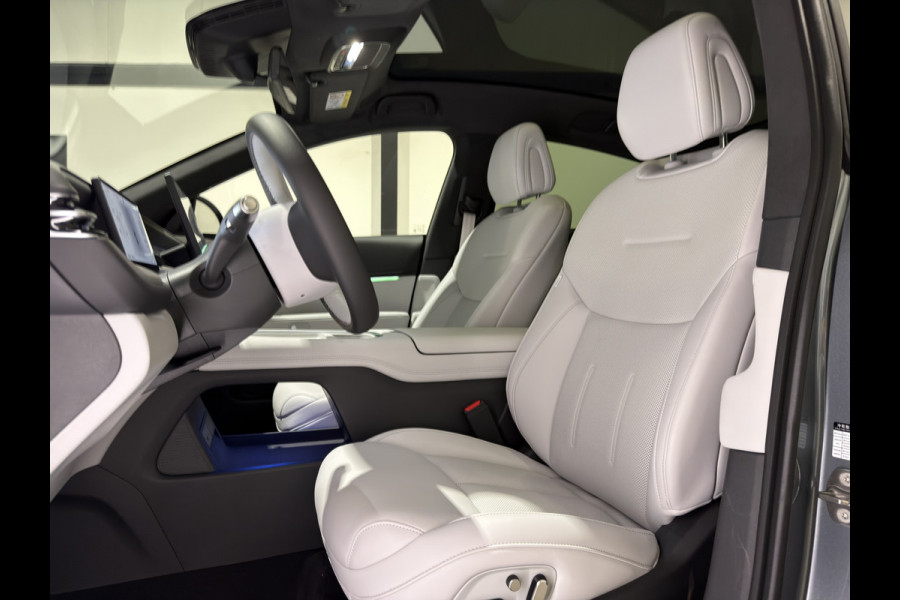 XPeng G6 RWD Long Range | Licht Interieur