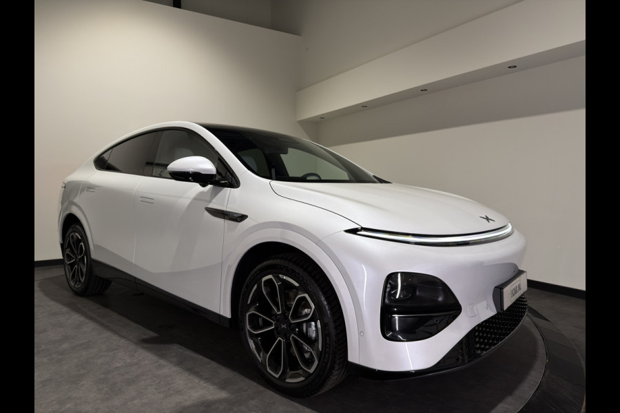 XPeng G6 RWD Long Range | Licht Interieur