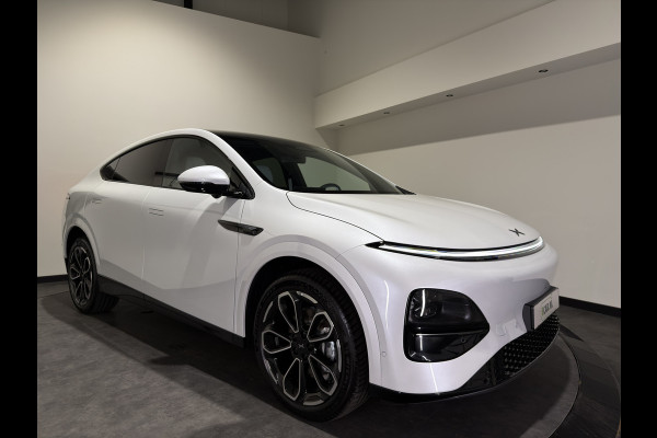 XPeng G6 RWD Long Range | Licht Interieur