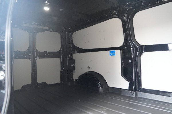 Ford E-Transit Custom 340 L2H1 Sport 71 kWh 218pk - ACC - DDS LED - Pro Power - Verwarmd stuurwiel - Navi - 360 Camera - Rijklaar