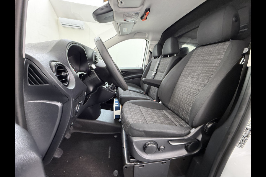 Mercedes-Benz Vito 110CDI Extra Lang 3-Persoons Camera Oprijplaat Airco Bluetooth Licht-/regensensor Betonplex Vloer Wandbetimmering Sidebars Euro 6 Origineel Nederlandse Auto